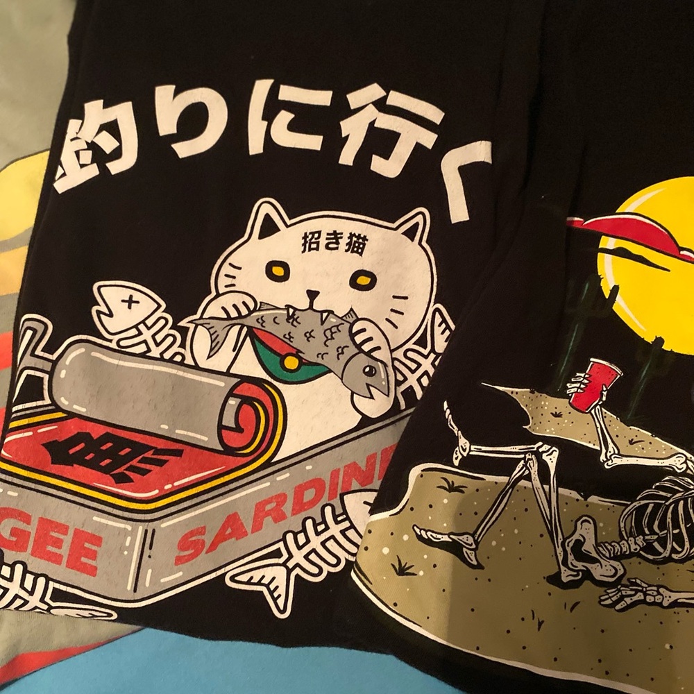 Graphic tees.

Pleaser read below.